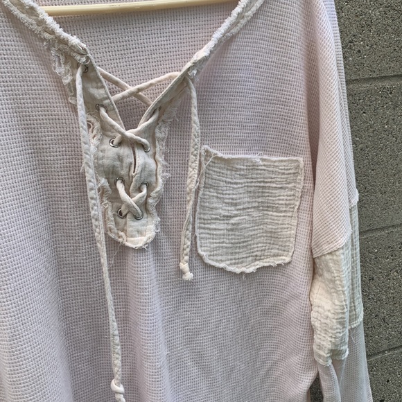 Cream Distress Boutique Pol Brand (Free People) look alike sweater size large - Picture 2 of 3